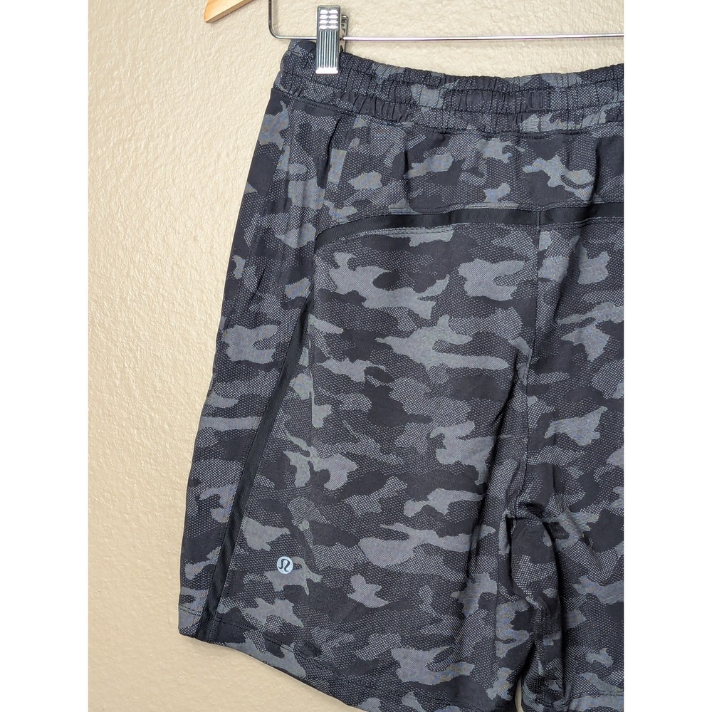 Lululemon Shorts Womens Small Black Gray Camo Athletic Running Gym 6.5" - Picture 11 of 12